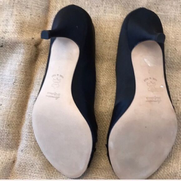 BUTTER FOR DIANE B SATIN SHOES.  NEW - Picture 7 of 7